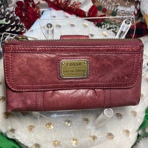 NWOT Fossil EmoryClutch Wallet ❤️🔥Burgandy BEAUTIFUL 🍁